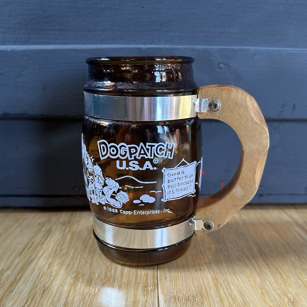 RARE Vintage 1968 Andy Capp Dogpatch USA Brown Glass Mug Siesta Ware  5"